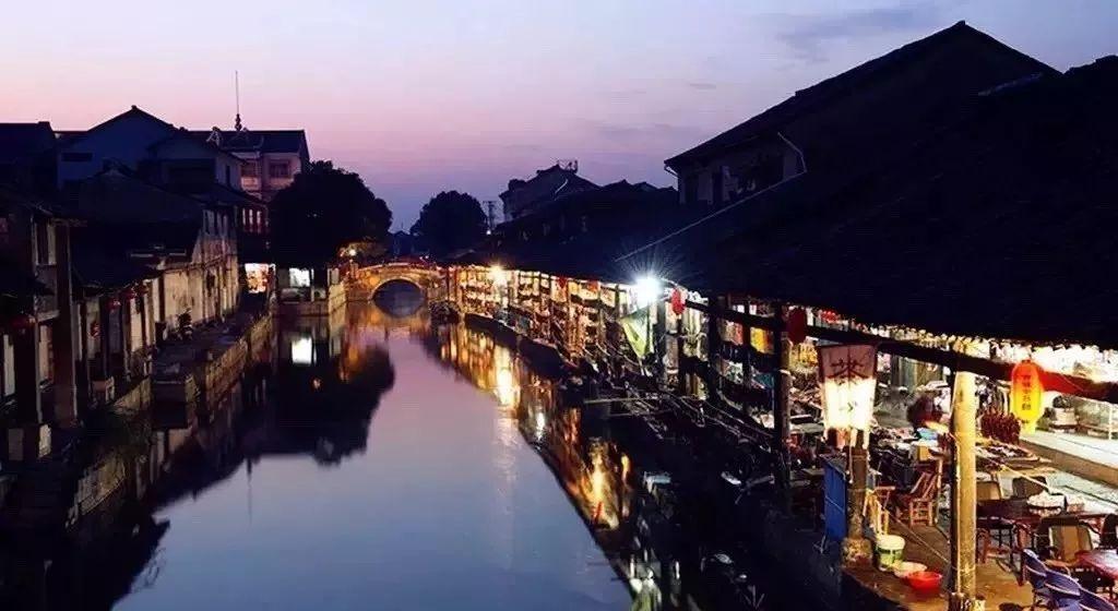 国乒海南训练视频出炉!莎头组合热得穿短裤,陈梦下晚训走路回去